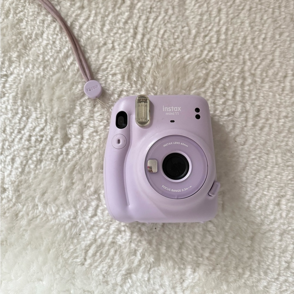 Fujifilm Instax Mini 11 Instant Camera - Purple